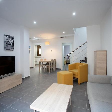Apartamentos Ocea Кембрилс Екстериор снимка