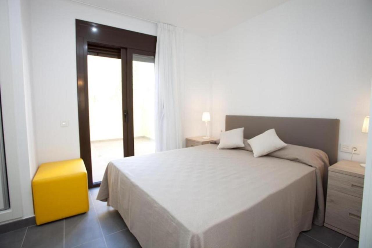 Apartamentos Ocea Кембрилс Екстериор снимка
